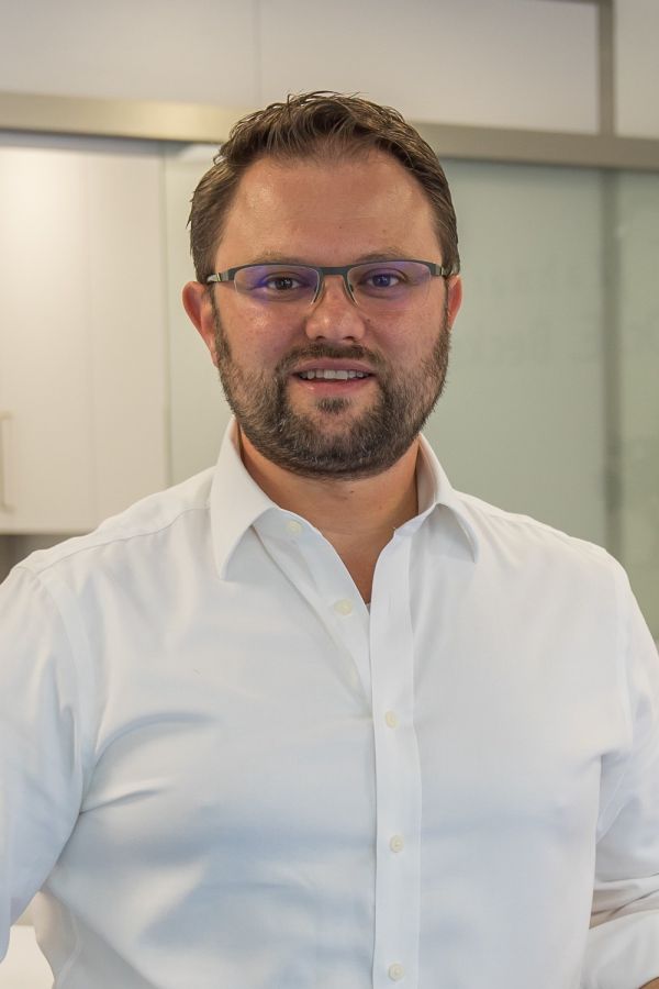 Dr. Eugen Becker