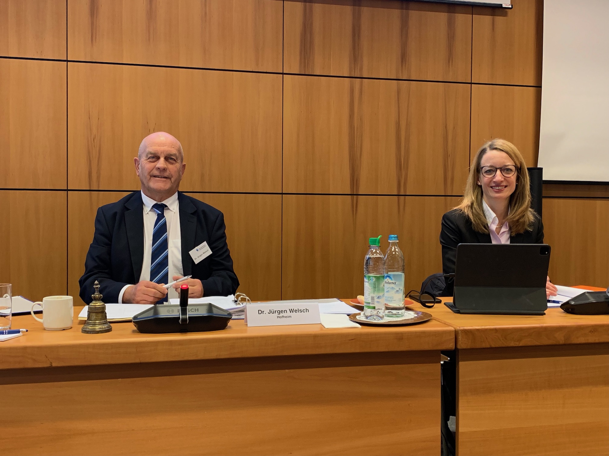 Die Versammlungsleitung der VV der KZVB 2022